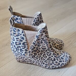 Toms Leopard Print Ankle Boots